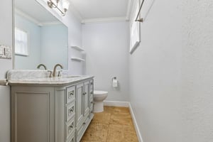 E 11th Ave-S0205-027.jpg