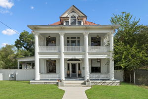  Photo 23