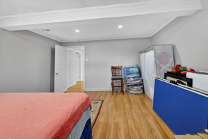  Photo 47