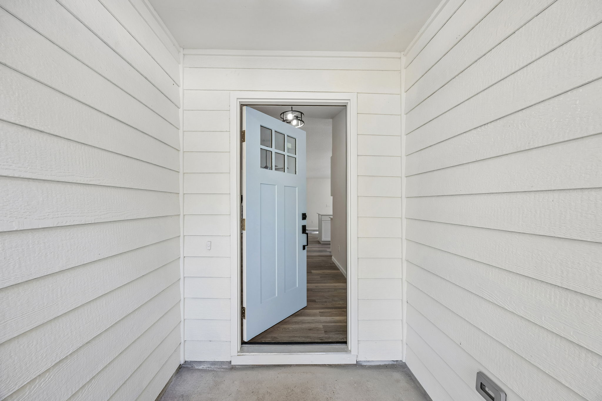 Front Entry Detail