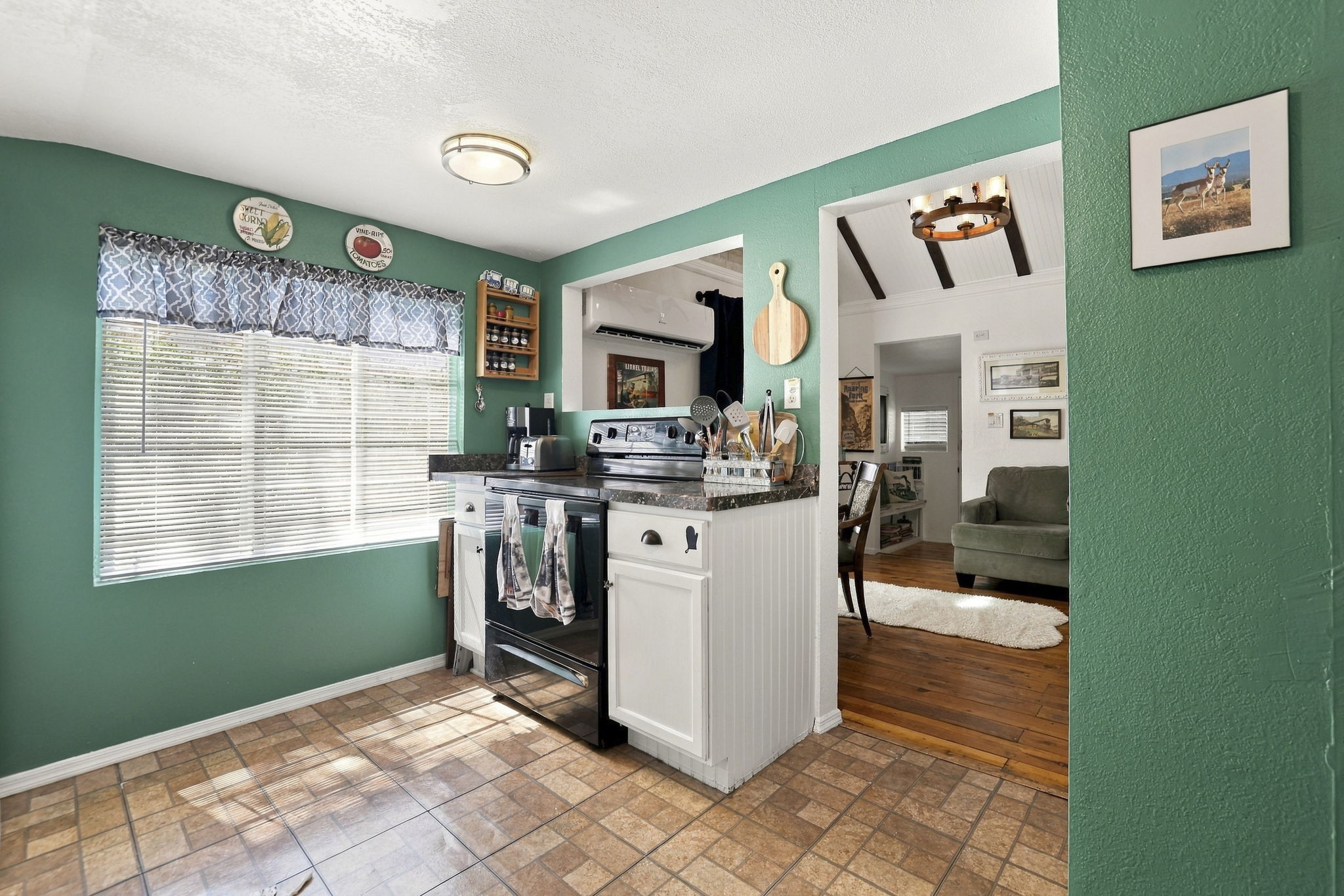 Kitchen 2