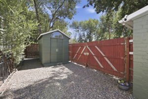 Shed