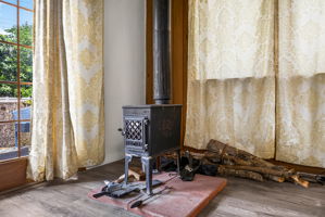  Photo 32
