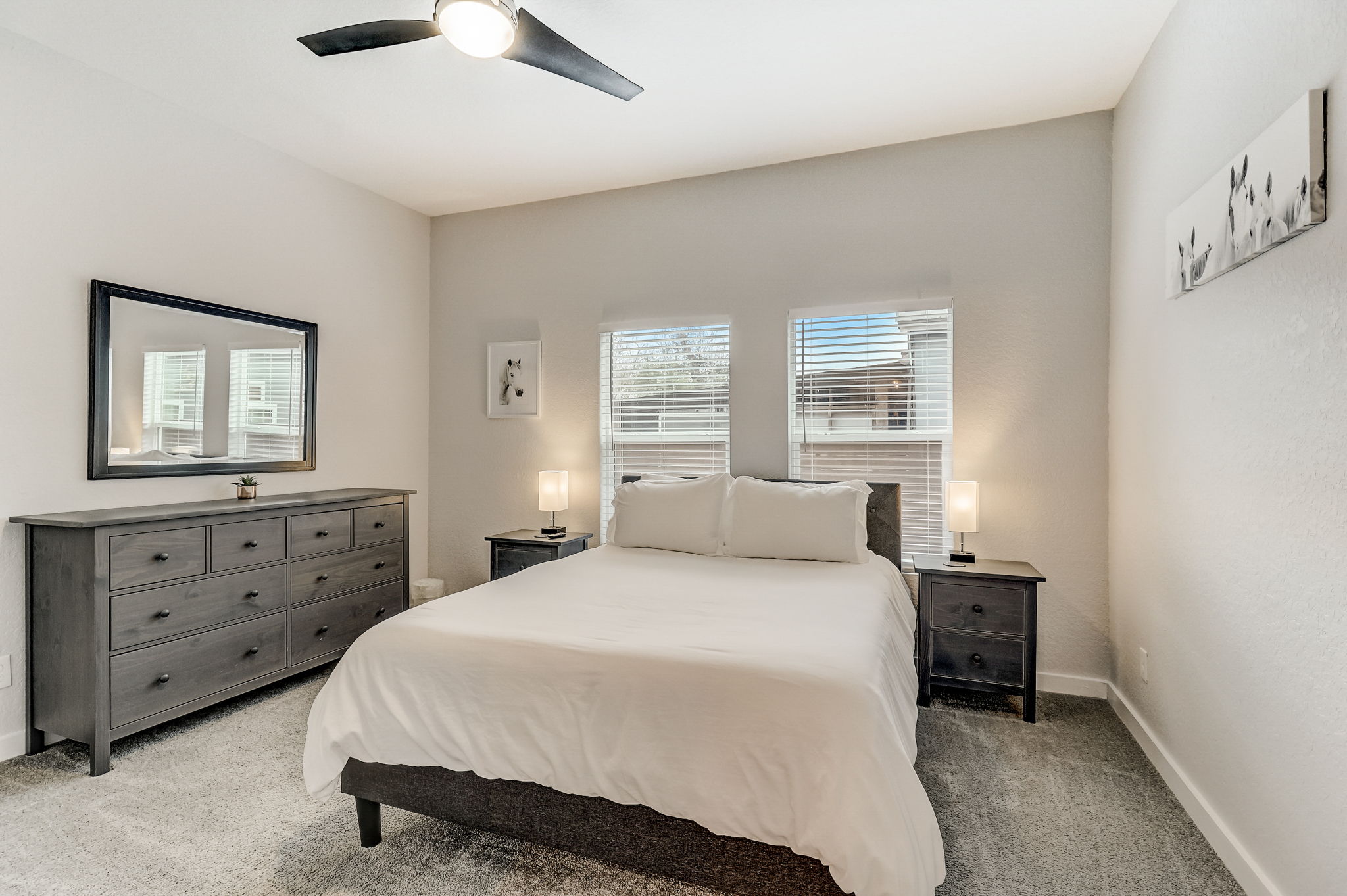 W Lubbock St-025