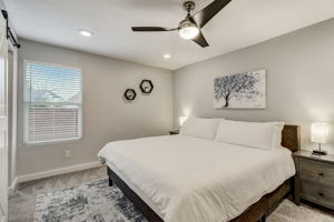 W Lubbock St-031