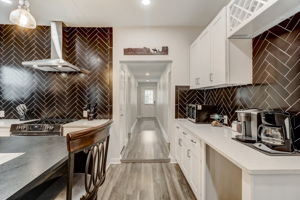 W Lubbock St-022