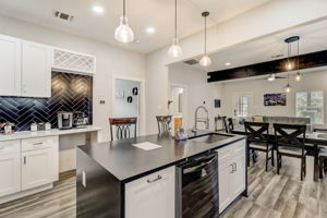 W Lubbock St-019