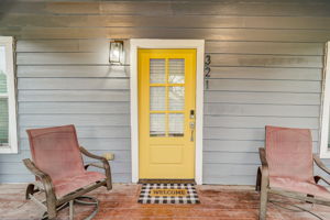W Lubbock St-007