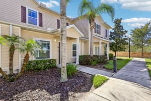 Gold Ln-S2809-003.jpg