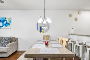 Gold Ln-S2809-008.jpg