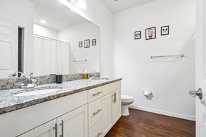 Gold Ln-S2809-025.jpg