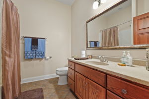  Photo 46