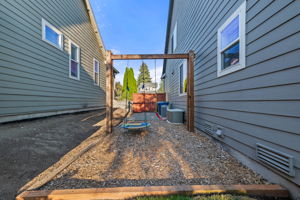  Photo 56