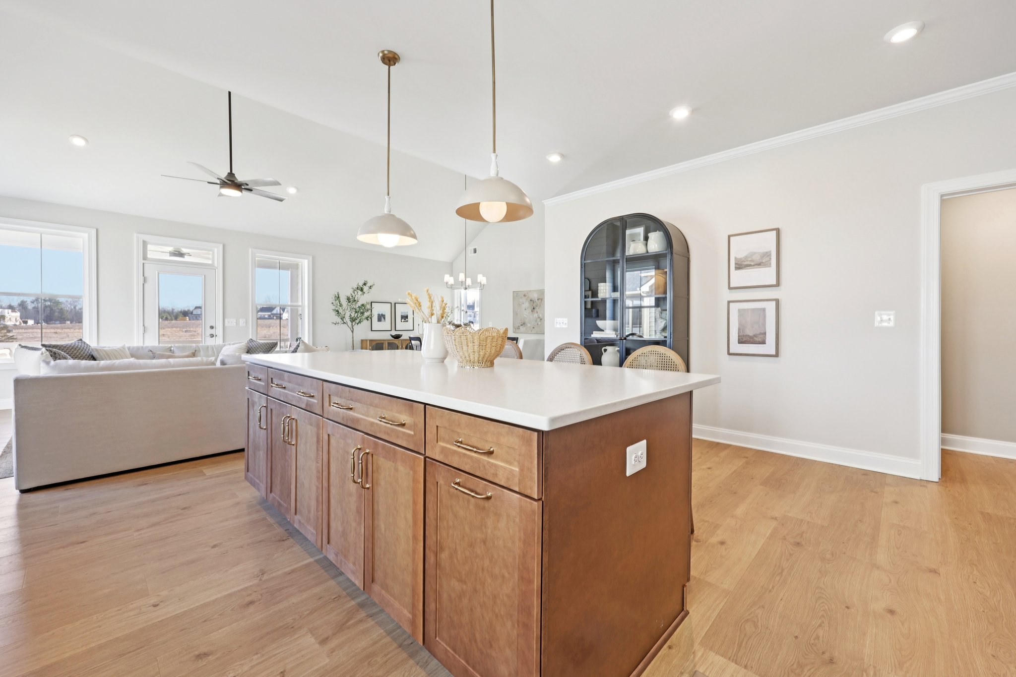 Cliffstone Blvd-S2101-018.jpg