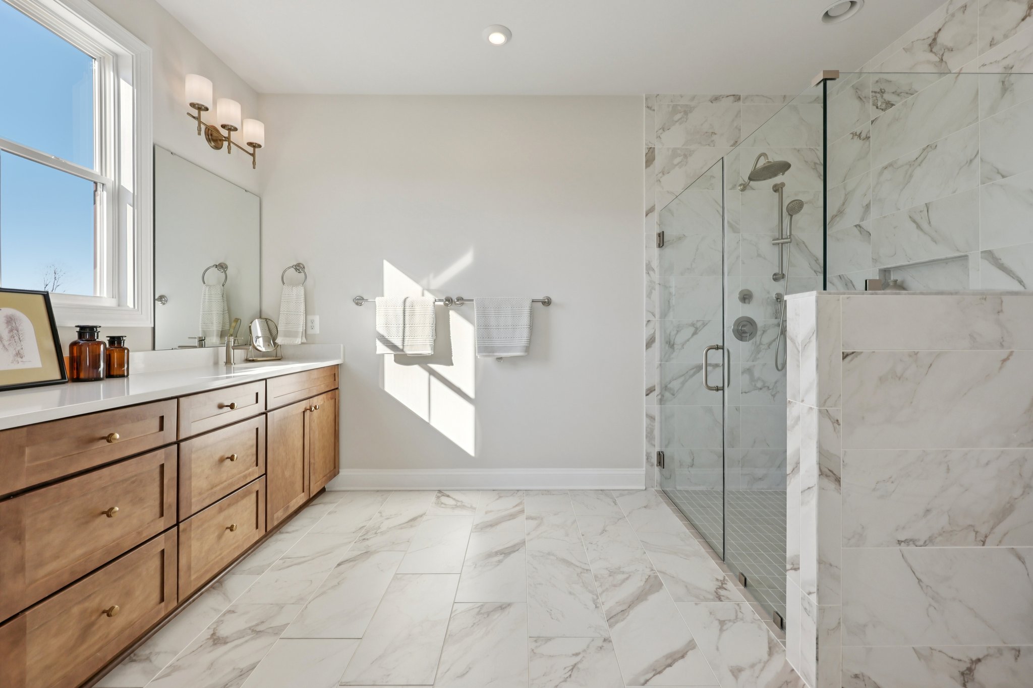 Cliffstone Blvd-S2101-031.jpg