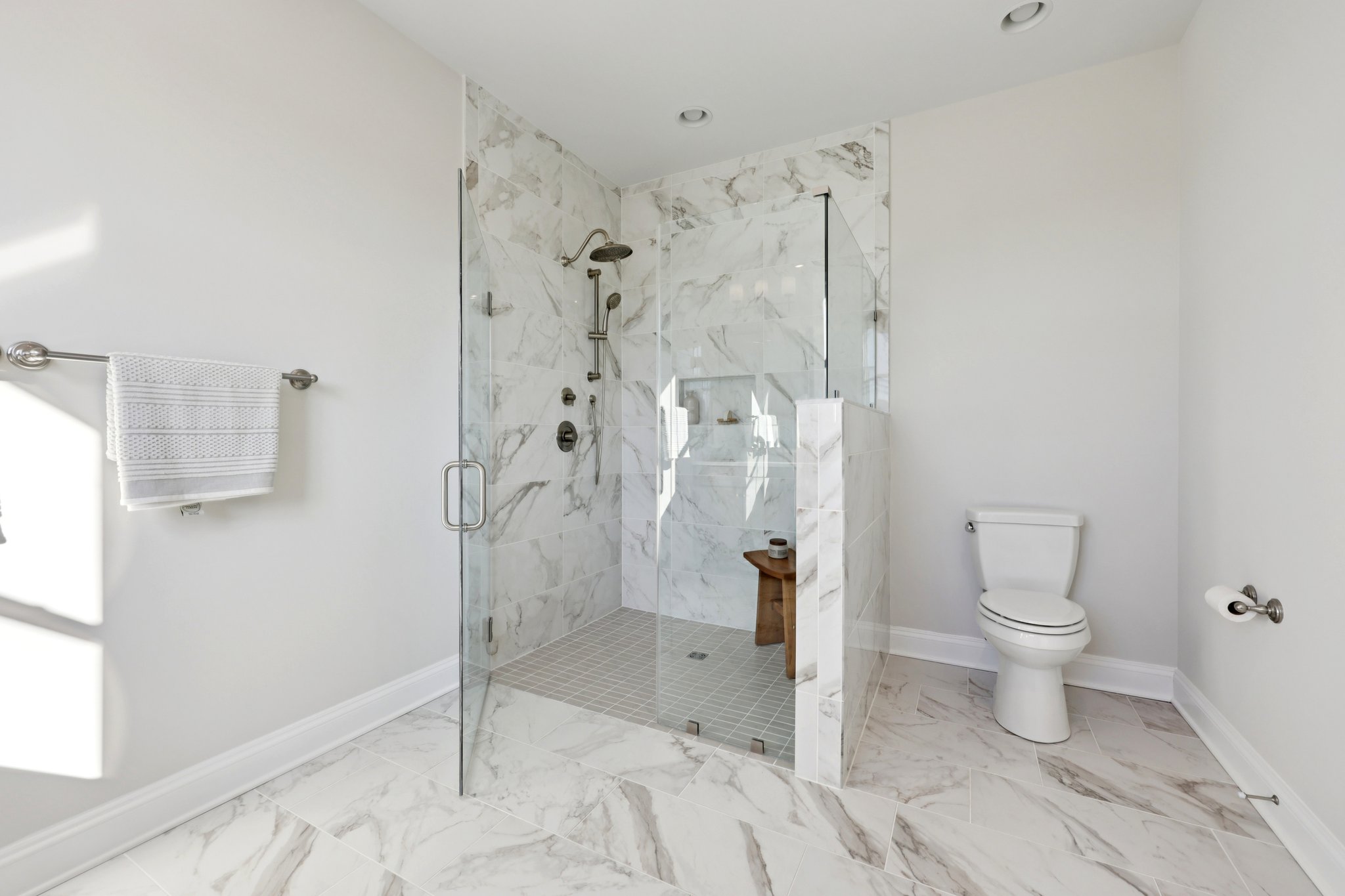 Cliffstone Blvd-S2101-032.jpg
