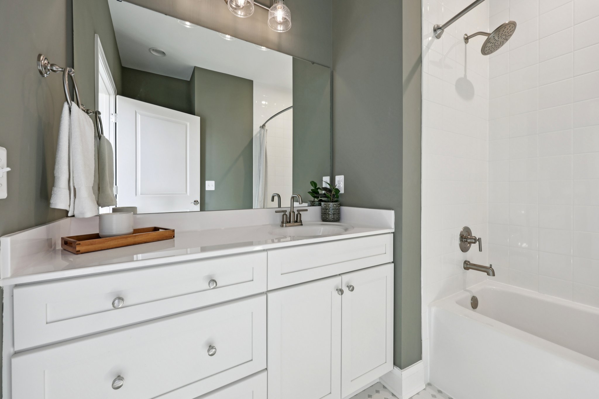 Cliffstone Blvd-S2101-036.jpg
