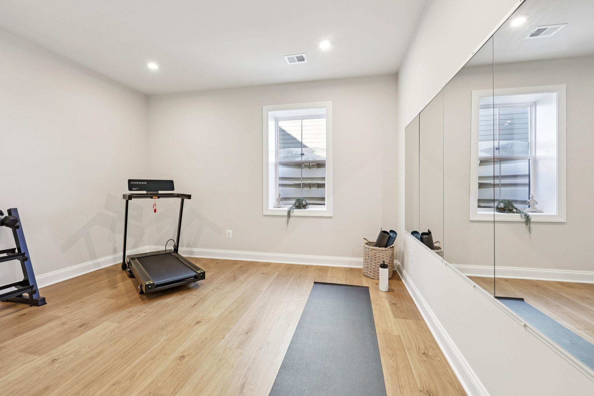 Cliffstone Blvd-S2101-046.jpg