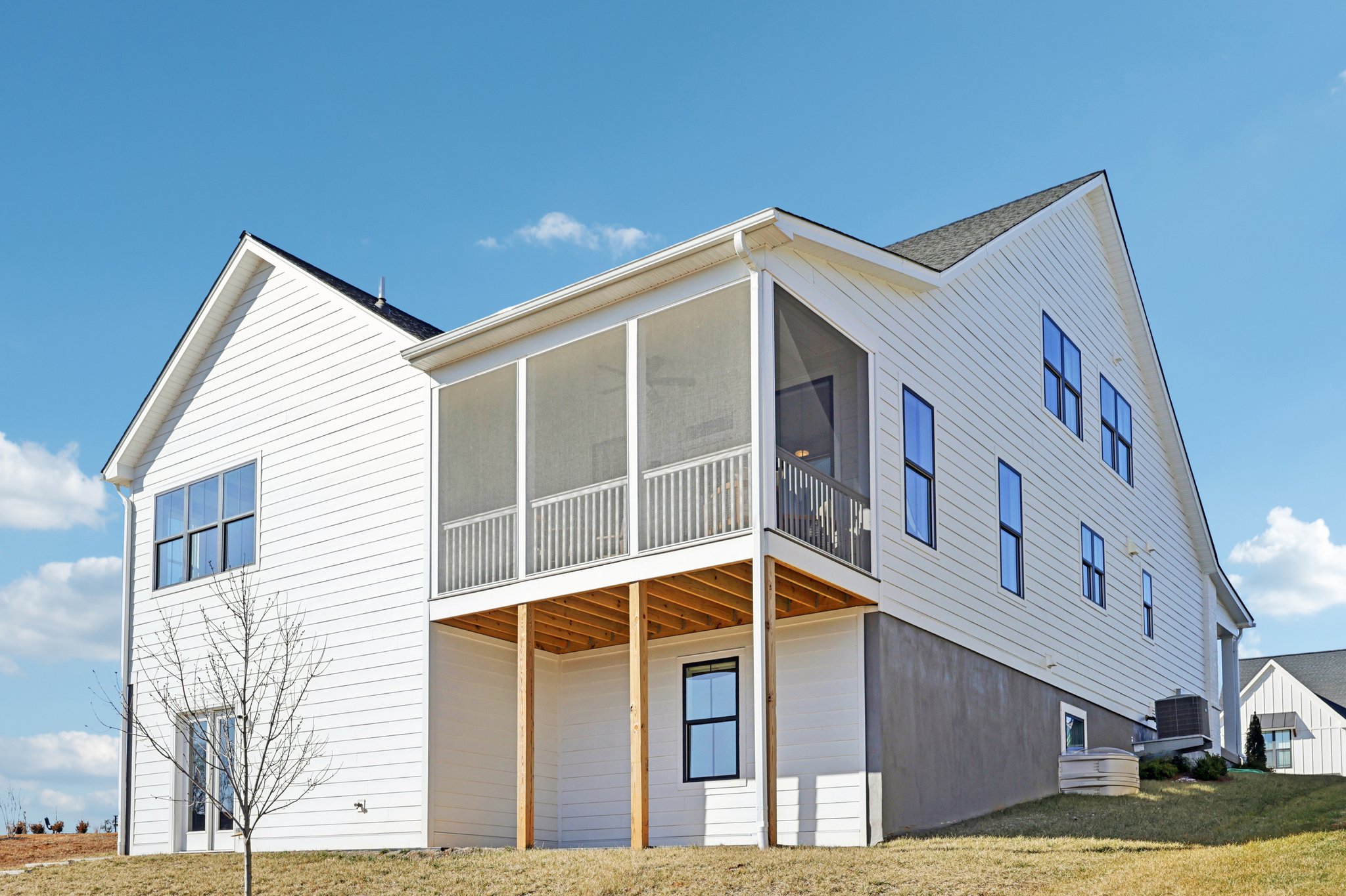 Cliffstone Blvd-S2101-055.jpg