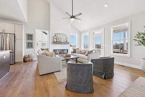 Cliffstone Blvd-S2101-007.jpg