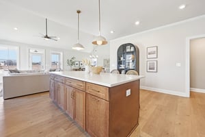 Cliffstone Blvd-S2101-018.jpg