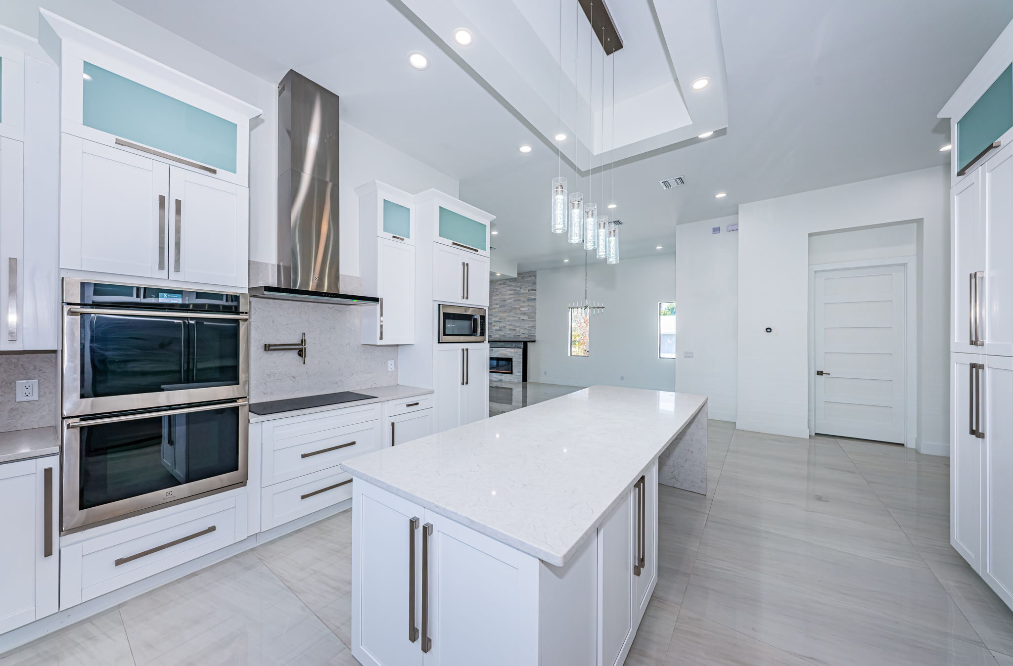 Kitchen 3-2
