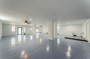 Garage 2