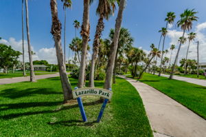 Lazarillo Park Sign 1