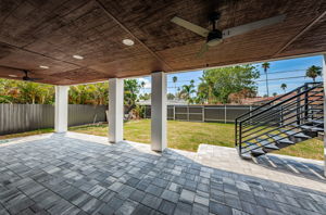 Patio 2-2