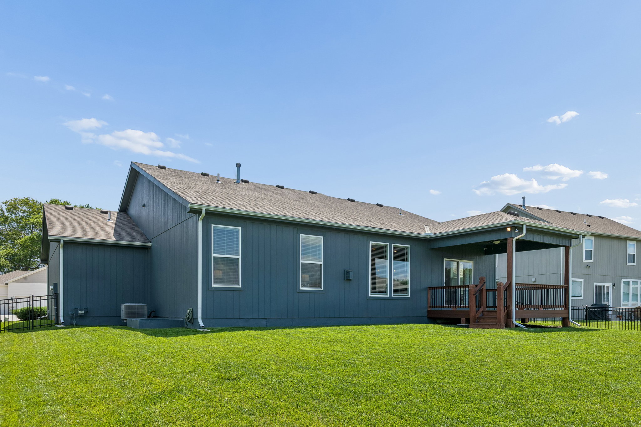 9418 - 3212 SW Arbor Tree Dr - 032.jpg