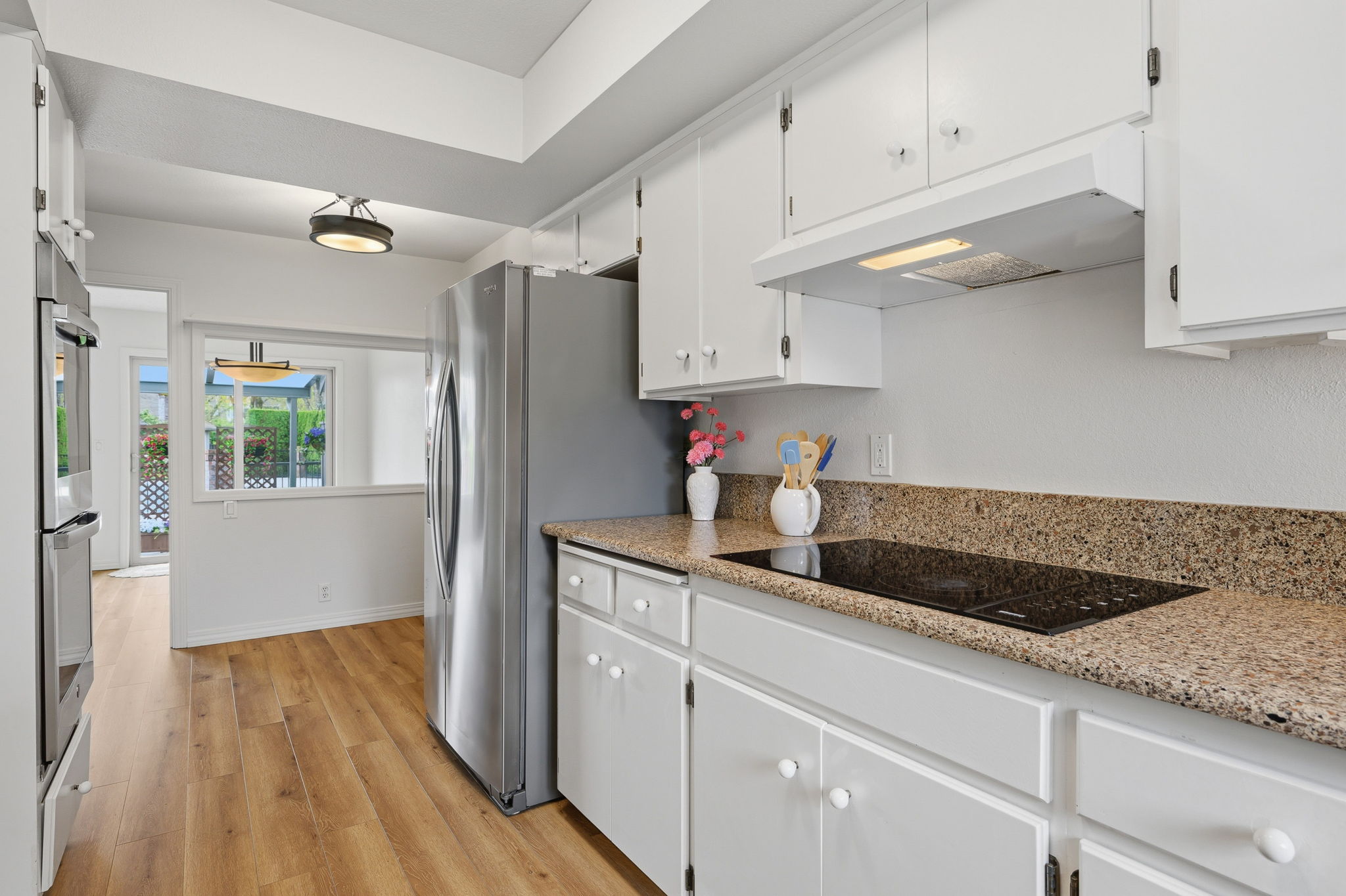 20 Kitchen