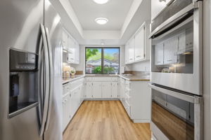 15 Kitchen