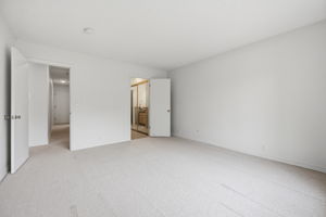 22 Primary Bedroom