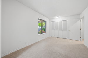 25 bedroom 2 - Office