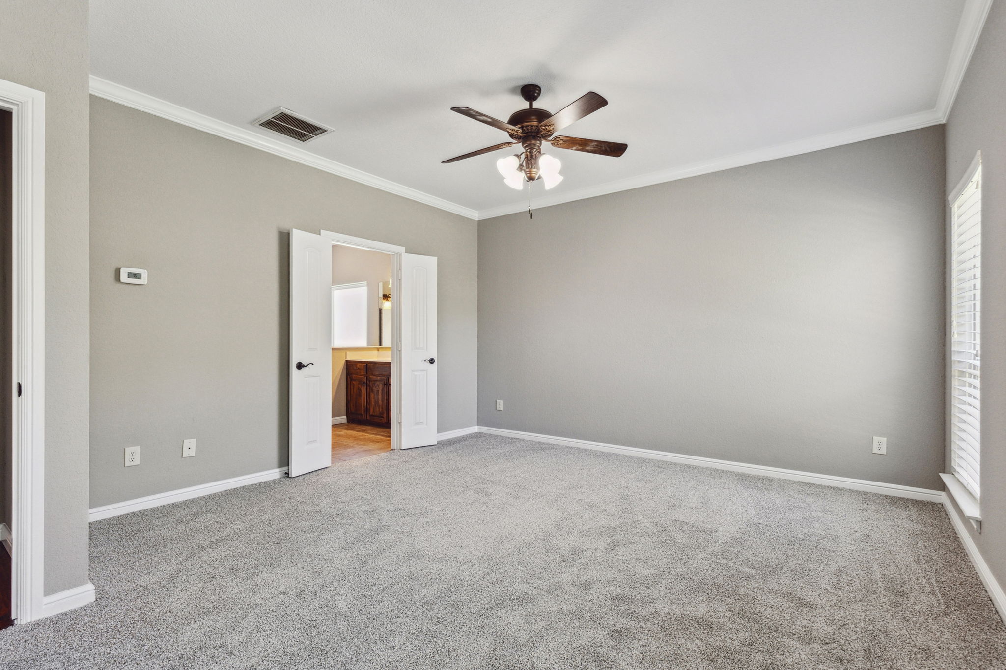3213Lakeway_013