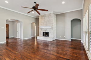 3213Lakeway_008