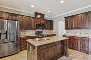 3213Lakeway_009