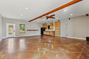 3213Lakeway_023