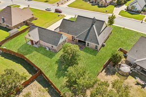 3213Lakeway_030