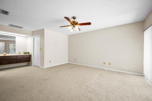 Primary Bedroom1b