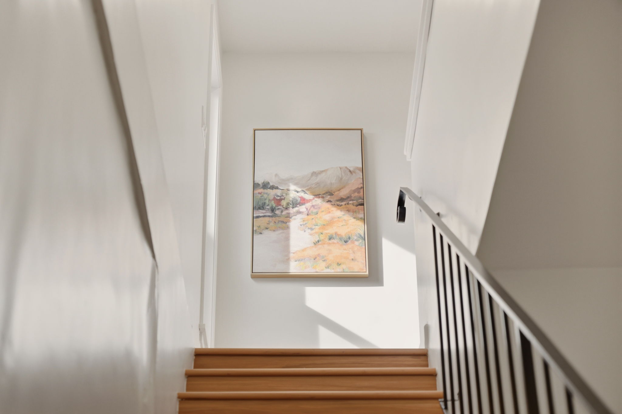 08_Hallway_Stairs_02