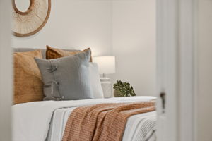 06_Bedroom_03_C_Detail