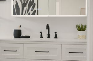 07_Bathroom_Secondary_02_Detail