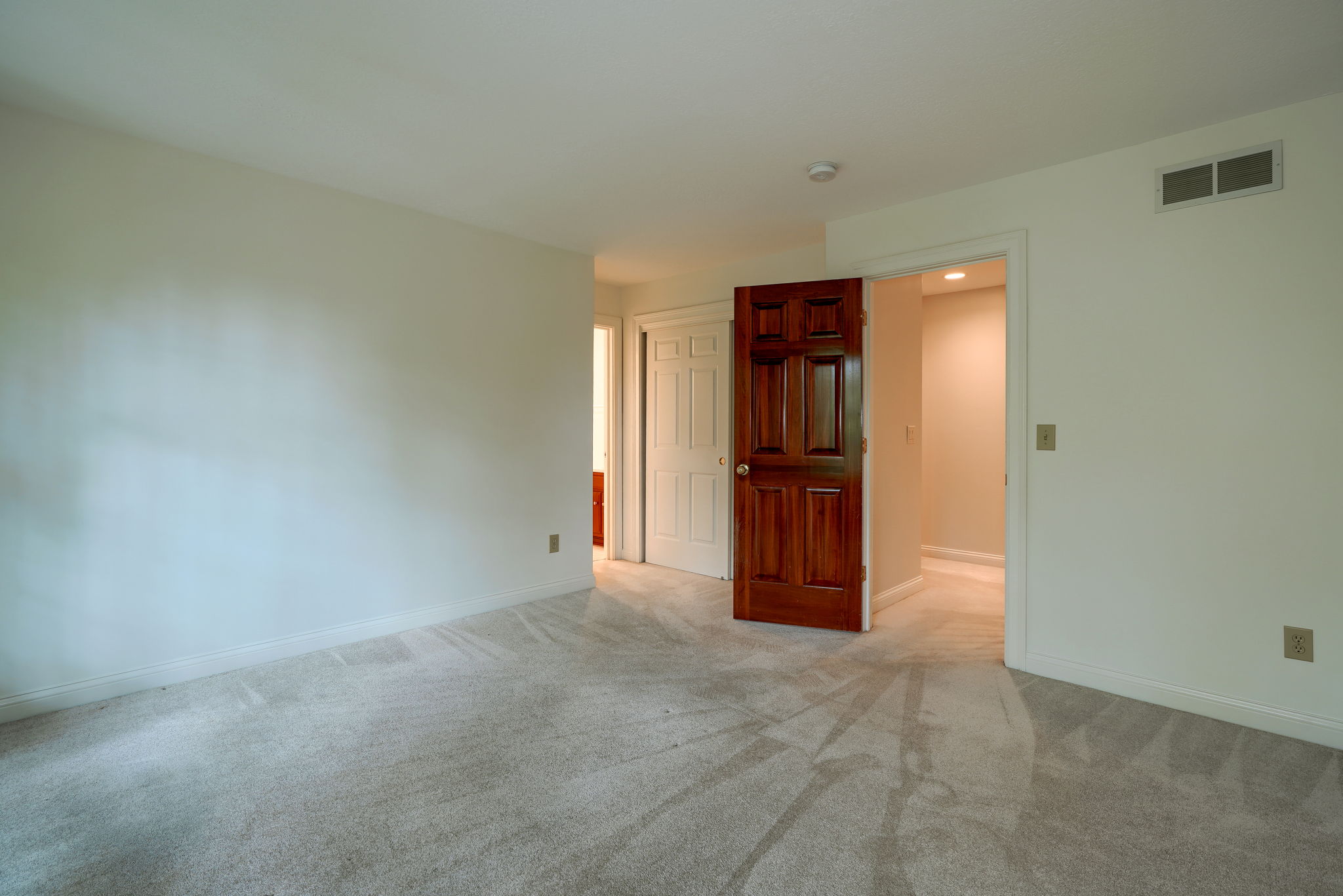 3215 Montclair Ave (50)