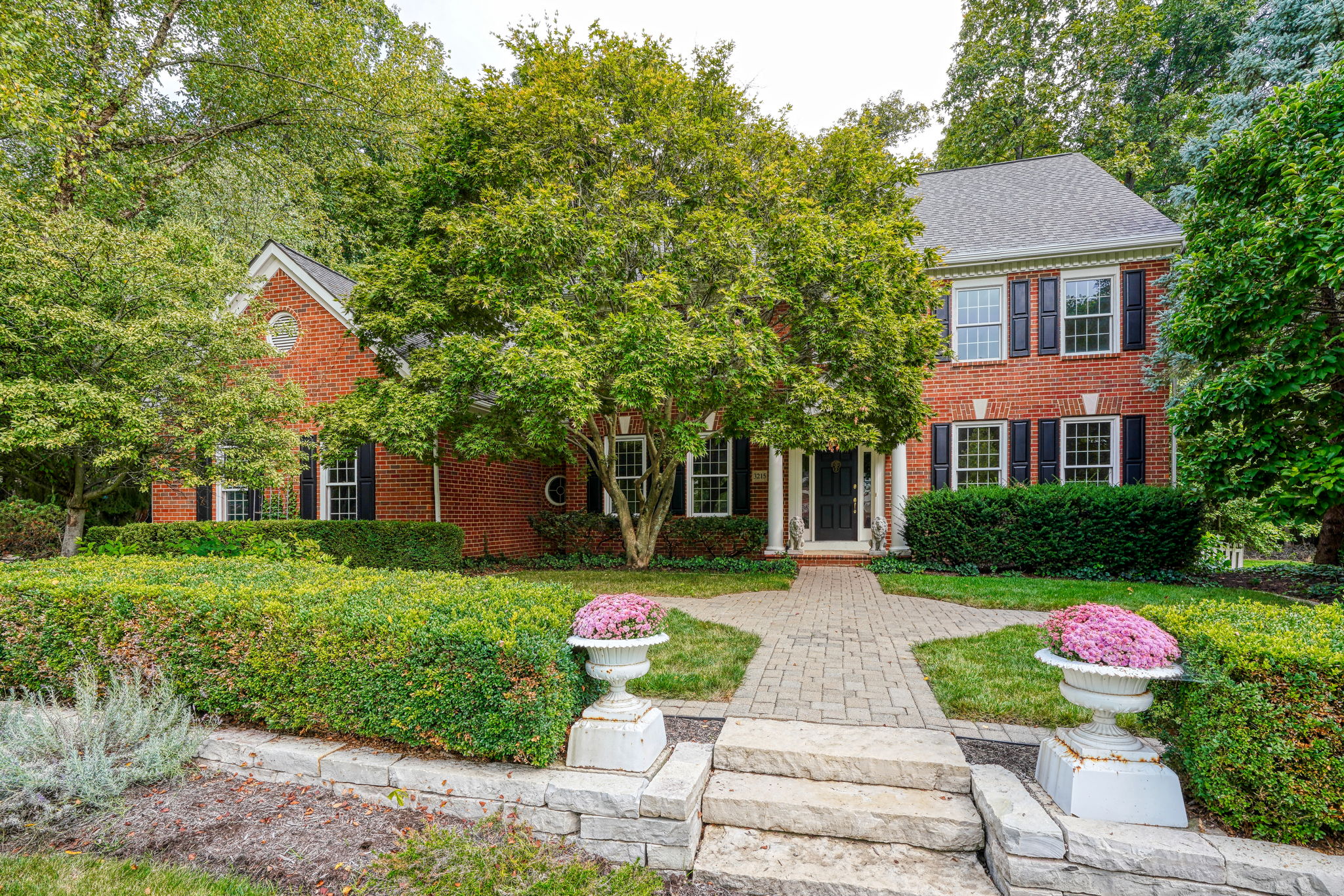 3215 Montclair Ave (66)