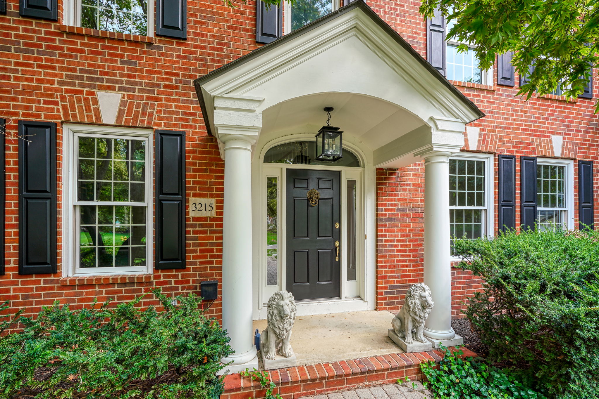 3215 Montclair Ave (4)