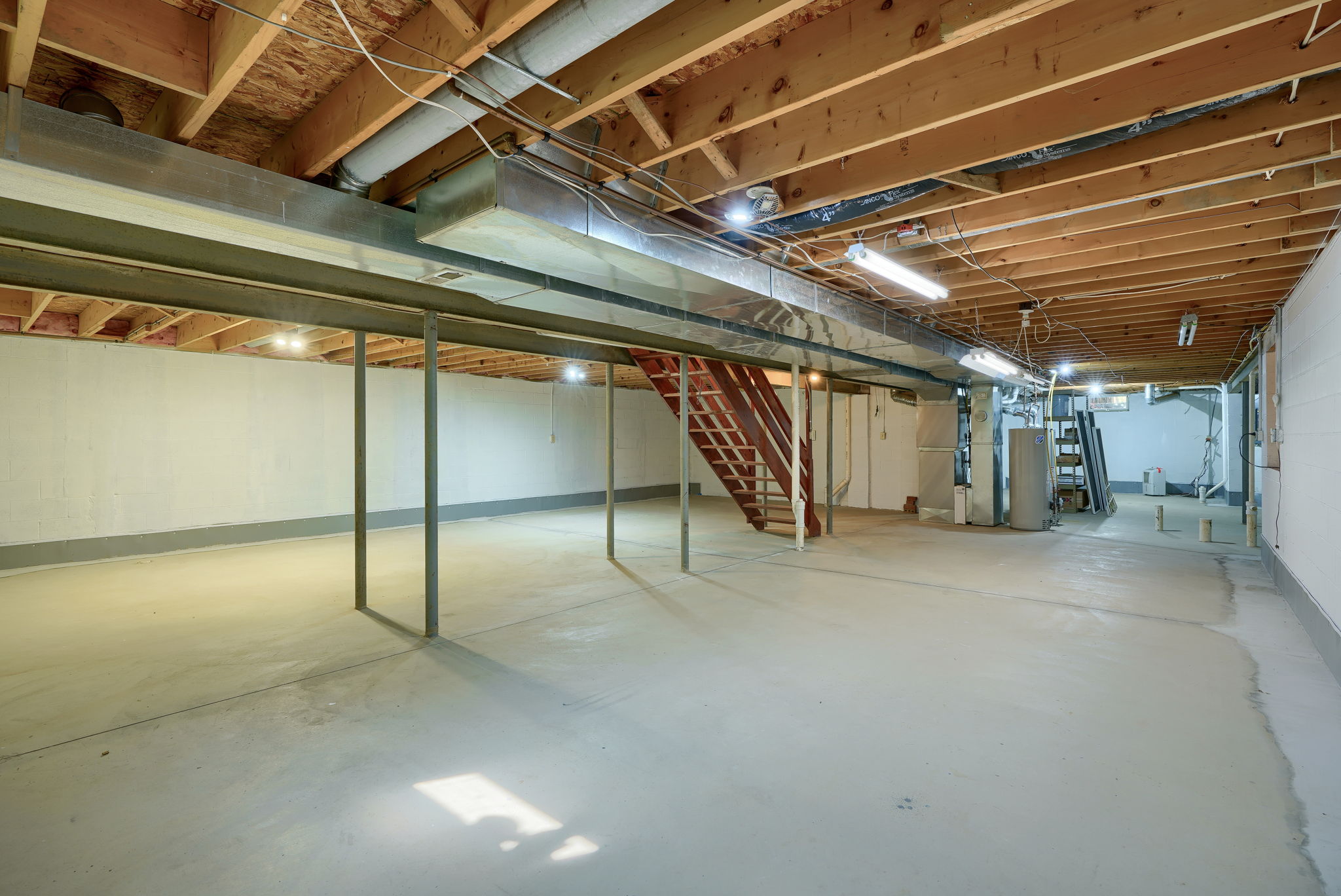 3215 Montclair Ave (64)