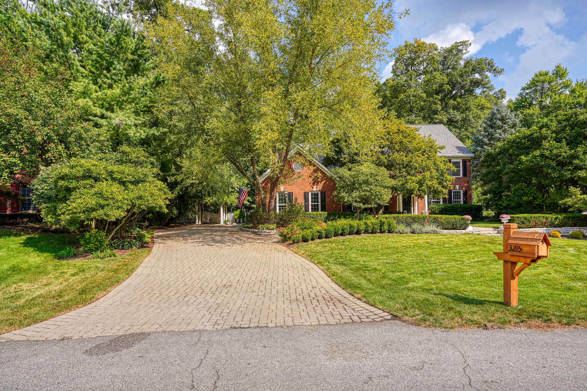 3215 Montclair Ave (16)