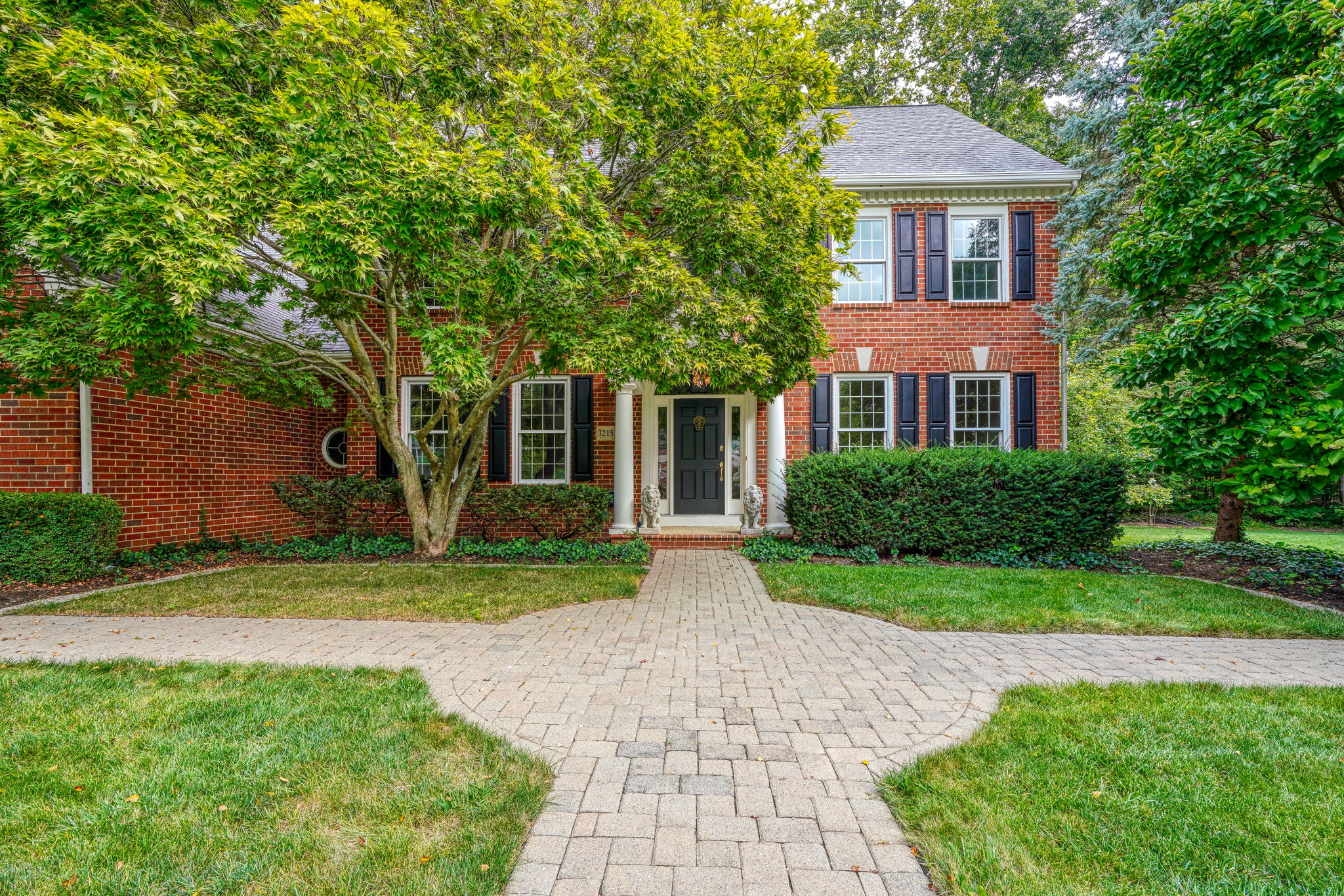 3215 Montclair Ave (2)