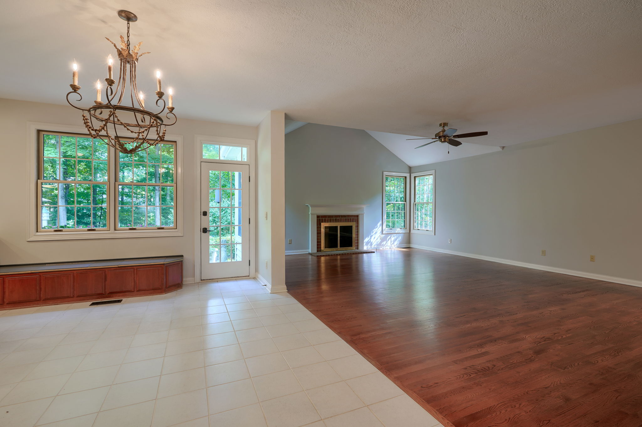 3215 Montclair Ave (41)